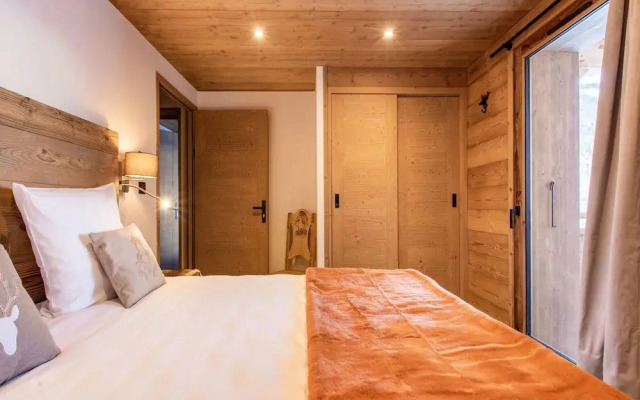 Chalet in Champagny by Ski Slopes