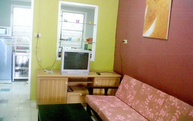 Aree Guesthouse1