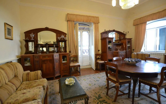 Casa Santos Murteira