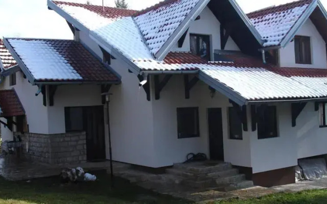 Apartments Kelt