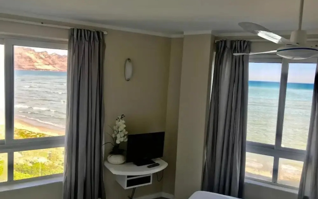 Ocean Breeze Economy Suites