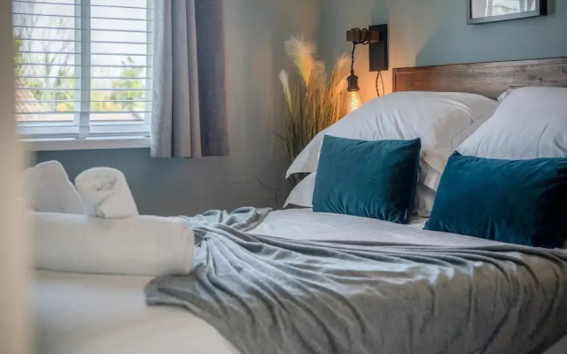 Bayview 87 - 2 Bedroom Chalet - Bayview Oxwich