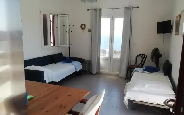 Kythnos - Loutra- House