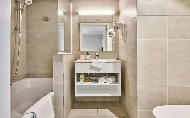 Comfortable Apartment With air Conditioning