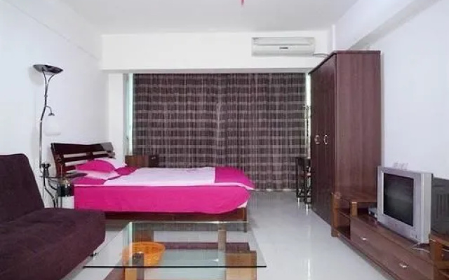 Nanning Ba Ba Hotel (Chaoyang Square Subway Station)
