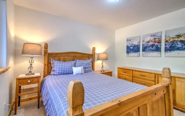 Grand Forest Retreat