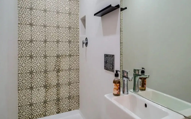 Instow Cottage in Cape Town