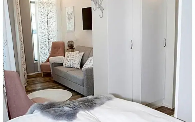 Crystal Arctic Suites