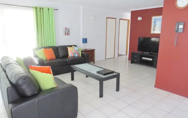 The Shores Holiday Apartments
