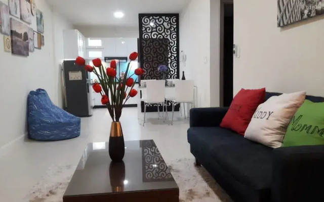 Horse Square Apartment