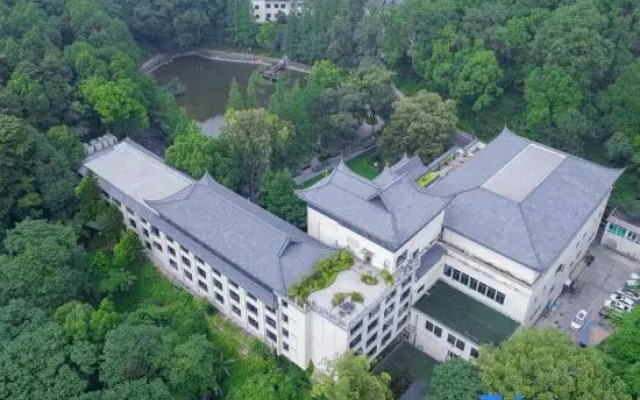 Cuiping Mountain Hotel