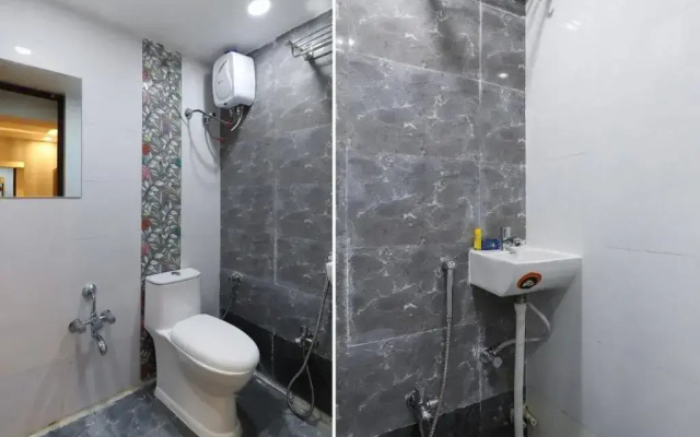 Hotel Signature by OYO Rooms