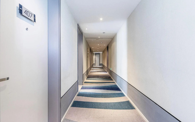 Homeinn Selected Hotel (Changyi Jiaotong Street Zhongbai Building)