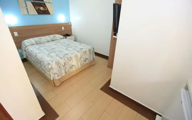 Oly Plaza Hotel