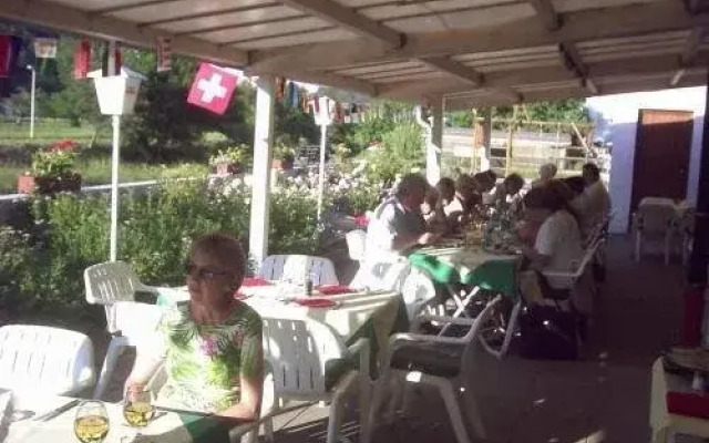 Schweizer Hotel an der Glatt
