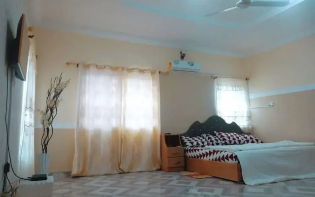 Accra Royal Hotel