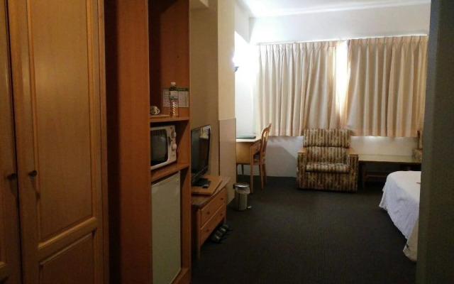 Berkeley Hotel-Science Park