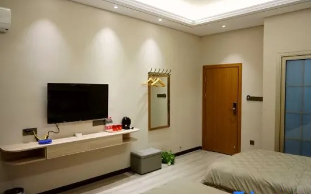 Chenzhou Jiajia Holiday lnn