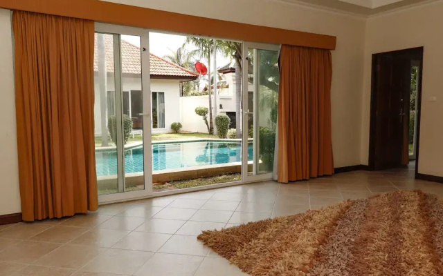 Luxury Private Villa with Pool Jomtien Beach