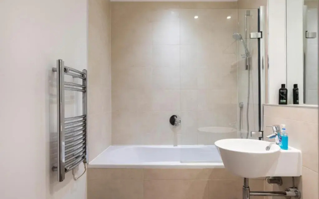 Latitude Apartment