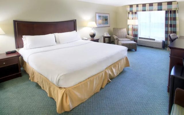 Holiday Inn Express Indianapolis Airport by IHG