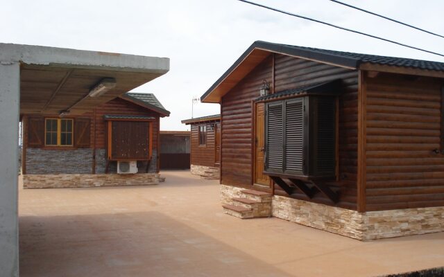 Отель Bungalows El Mirador De La Moraña Пеньяльба-де-Авила вид на фасад