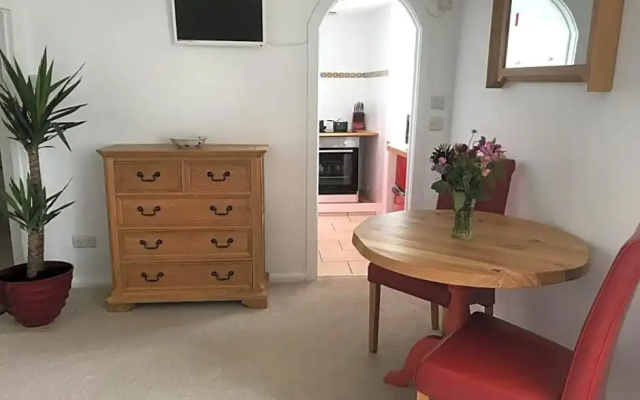 The Little House Harberton