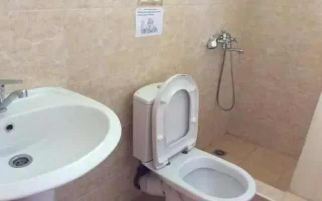 Guest House Elmas