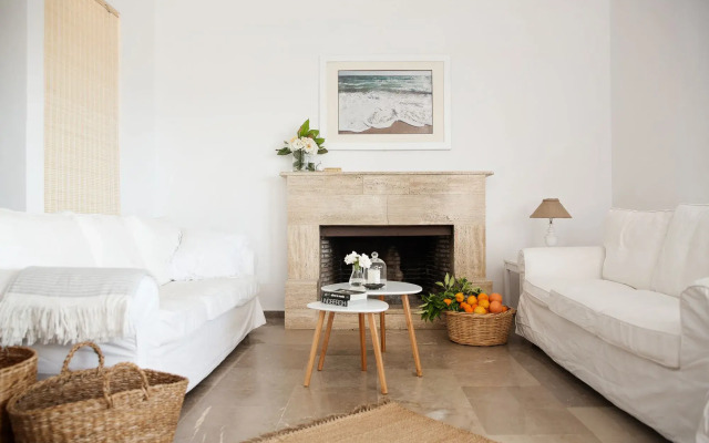 Sanidiamonds Apartments & Studios