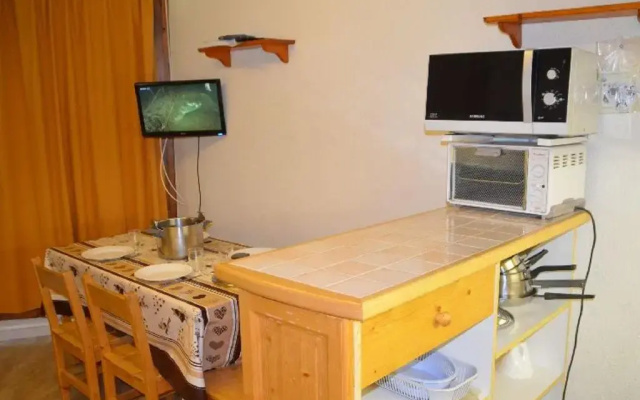 Appartement Les Menuires, 1 pièce, 3 personnes - FR-1-452-191