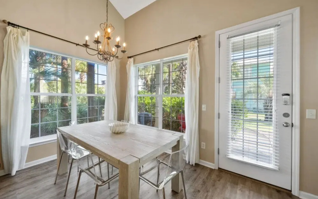 Blue Palm 3 Bedroom Home