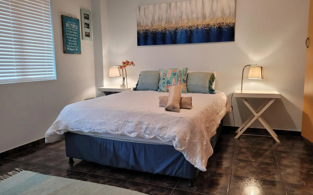 Sea view 2 bedroom home