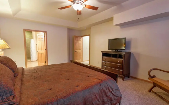 Copperwood #7 - 2 Br Condo