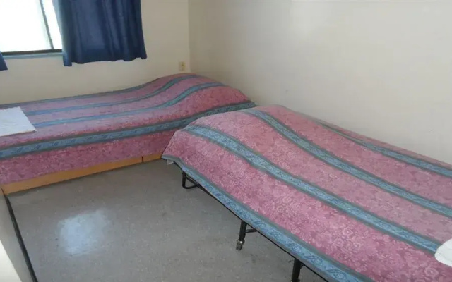 Neill Wycik Backpackers Hotel