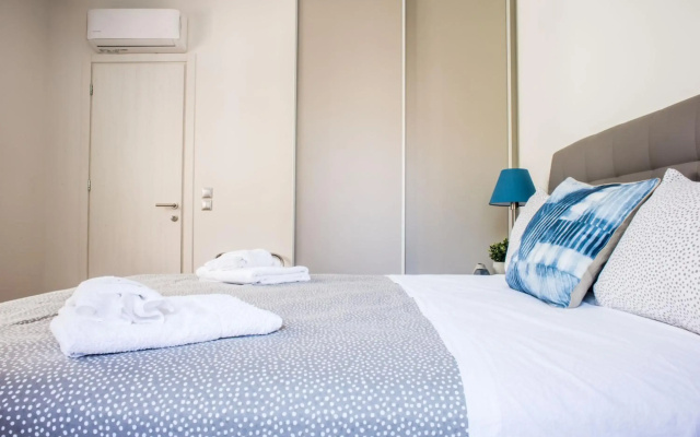 A23 Sunny & Cosy suite with balcony near Parthenon