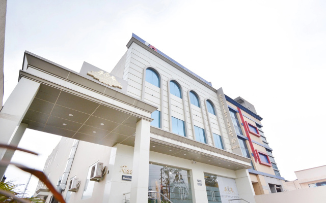 Hotel O New Aarkay Inn & Suites