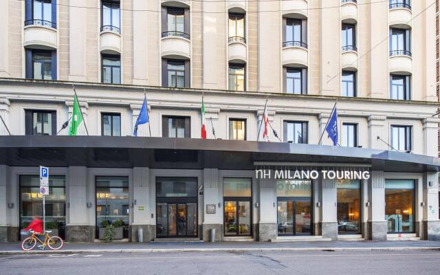 Отель NH Milano Touring вид на фасад