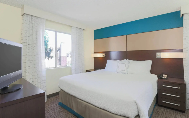 Residence Inn by Marriott Bakersfield