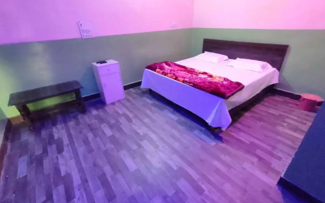 Oyo Bhati Hotel