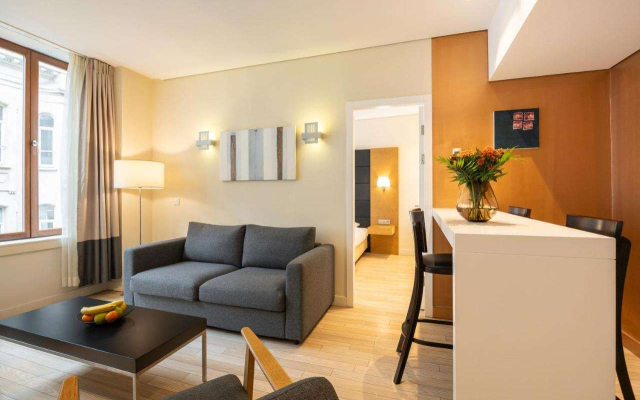 B-aparthotel Grand Place
