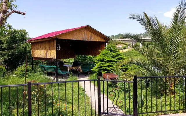 Lana's Guest House