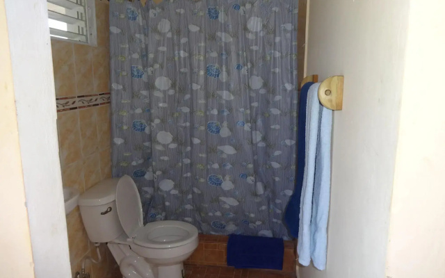 Gipsy Ranch Rooms - Hostel