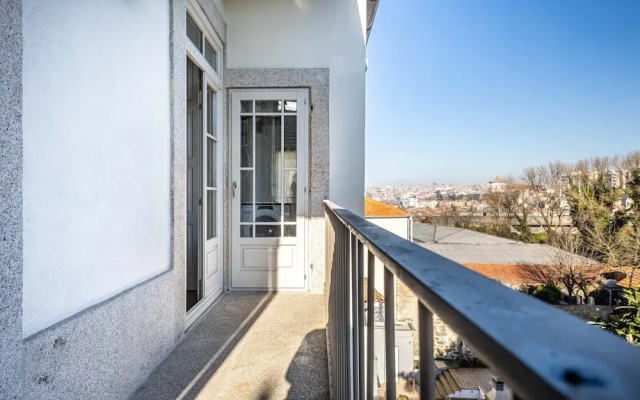 Gaia22 · Gaia's Deluxe Apartment 3 BD Stunning Views
