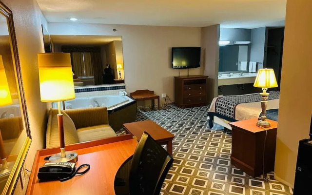 Royal Inn Suites