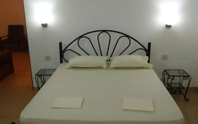 Hillview Apartment