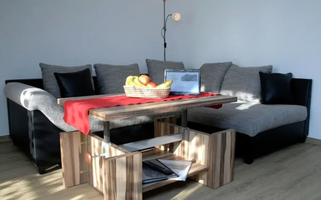 Splendid Apartment in Pepelow near Sea