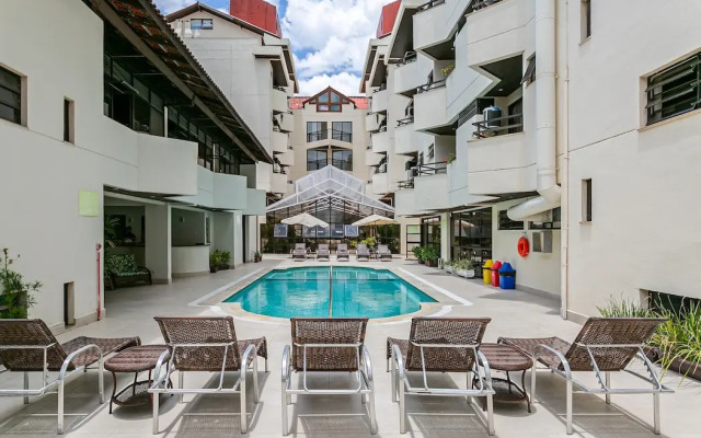 Paraíso Palace Hotel II e III