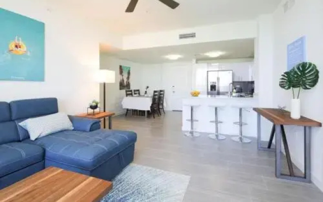 Luxury 2br Residences W Panoramic Balcony