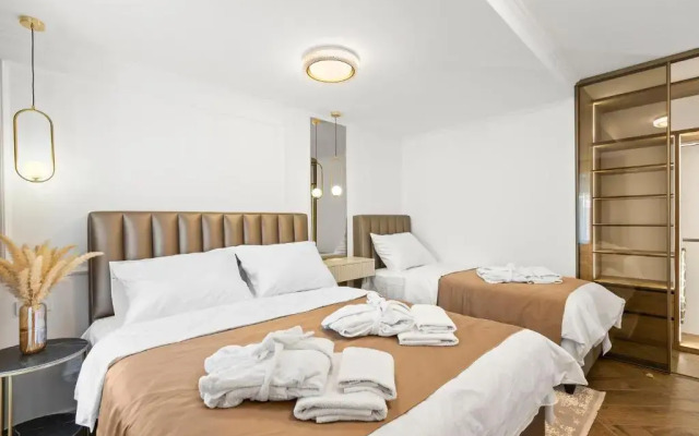 Dekaderon Lux Apartments