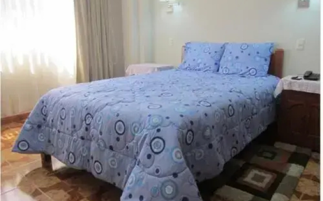 Hostal Residencial Lino